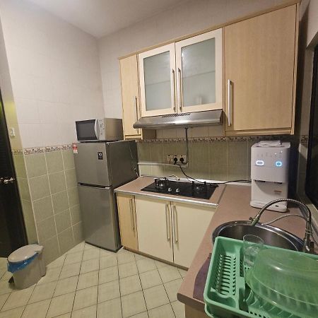 Marina-A38 Kk Centre Homestay Кота Кинабалу Екстериор снимка