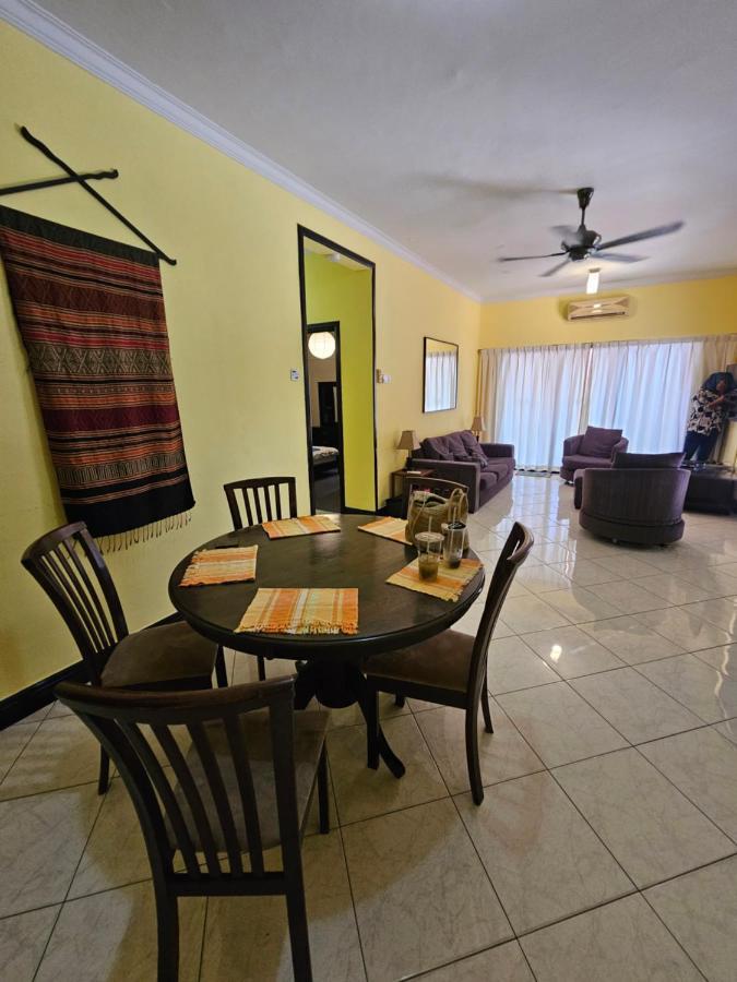 Marina-A38 Kk Centre Homestay Кота Кинабалу Екстериор снимка